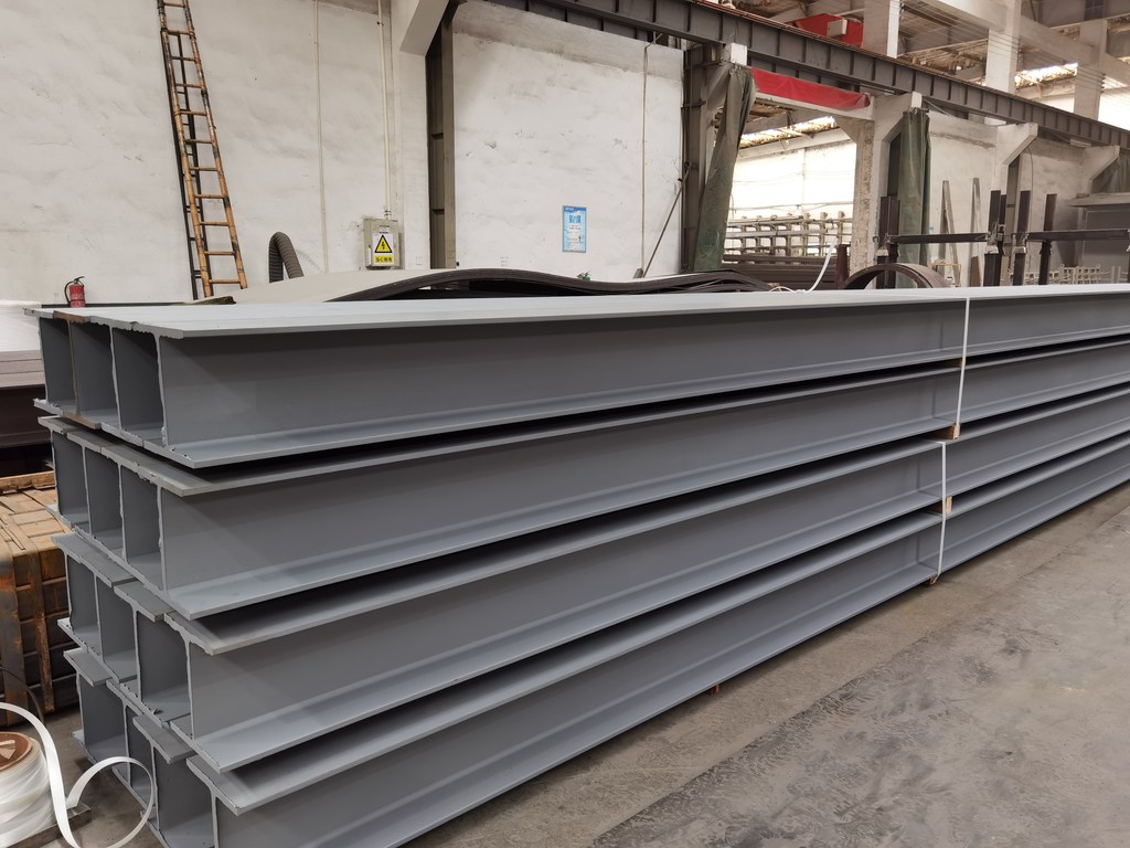 東陽(yáng)鋼結(jié)構(gòu)噴漆施工