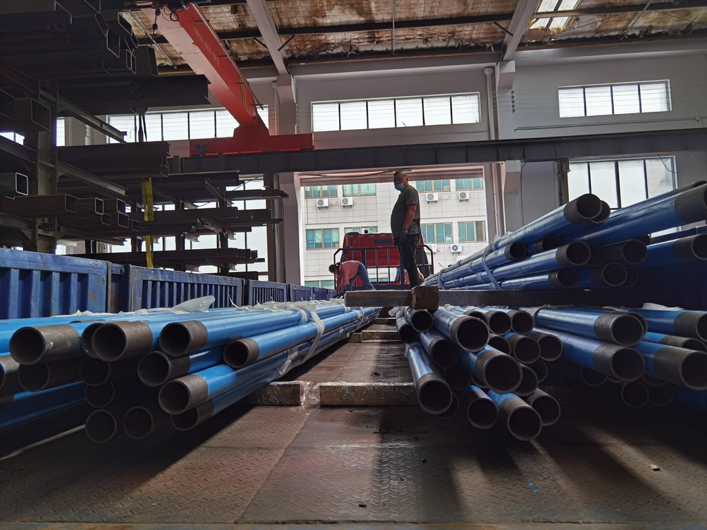 鋼板折彎加工廠哪家好？看準(zhǔn)這三點(diǎn)避開精度差變形大的坑