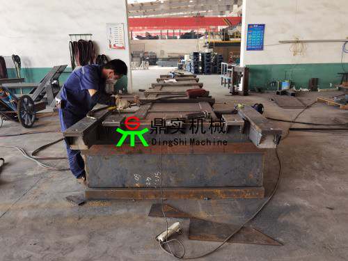 附近不銹鋼折彎加工交期總沒準(zhǔn)？選當(dāng)天出樣24小時(shí)交付的廠家